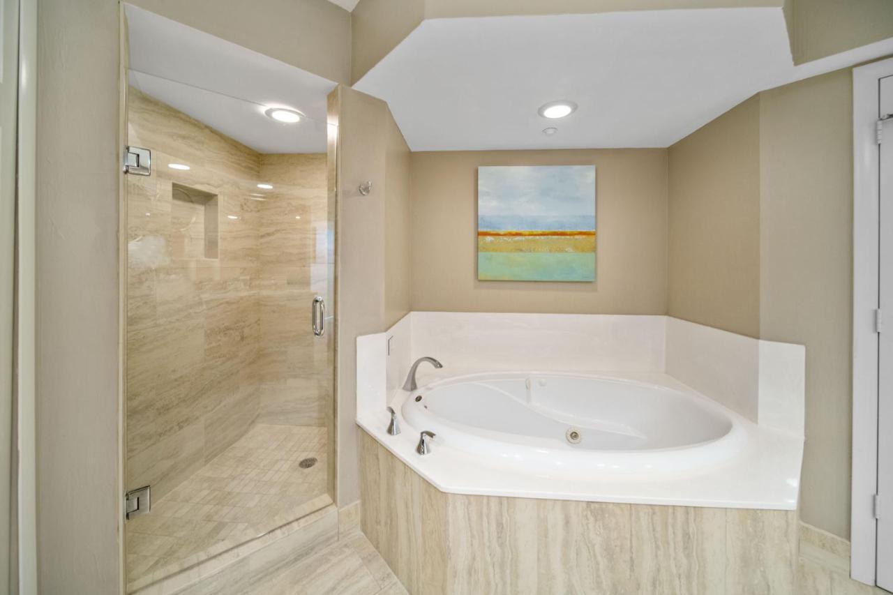 Gullwing Beach Front Resort Форт Майерс Бийч Екстериор снимка